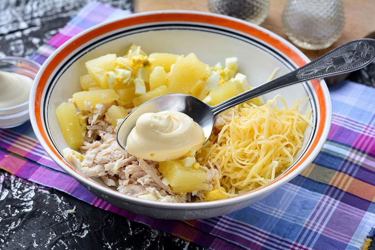 Salad "Hawaiian" with chicken and pineapple - this recipe is sure to come in handy