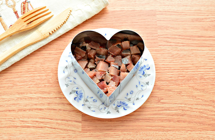 Herring under a fur coat for Valentine's Day - a special presentation and taste