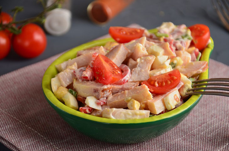Salad "Parisel" with smoked chicken - an original dish on the festive table
