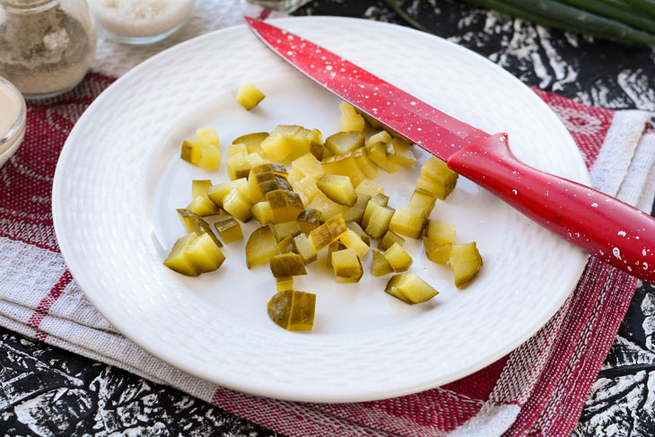 Salad "Violetta" with beets and cheese - it will charm your favorite guests