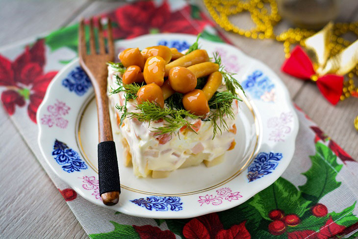 Salad "Mushroom Glade" - looks very presentable, but how delicious!