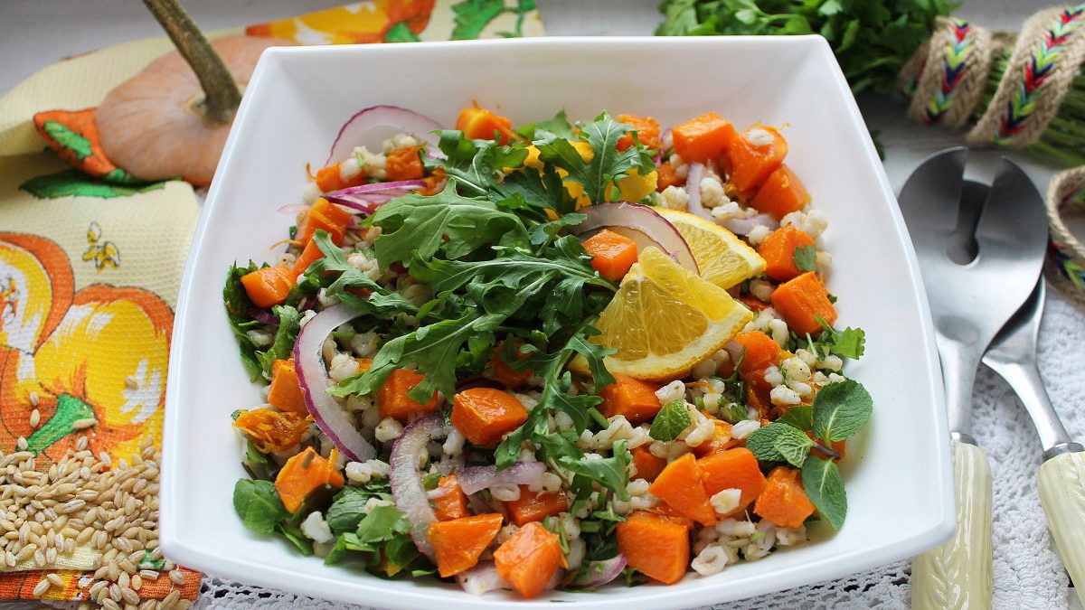 Salad “Orange mood” – bright color and taste