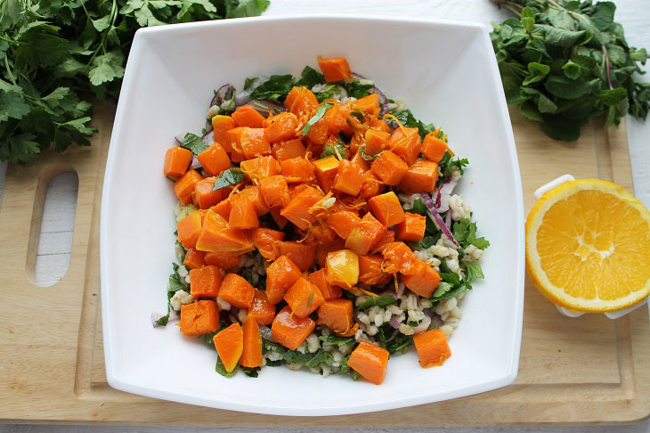 Salad "Orange mood" - bright color and taste