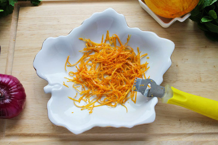 Salad "Orange mood" - bright color and taste