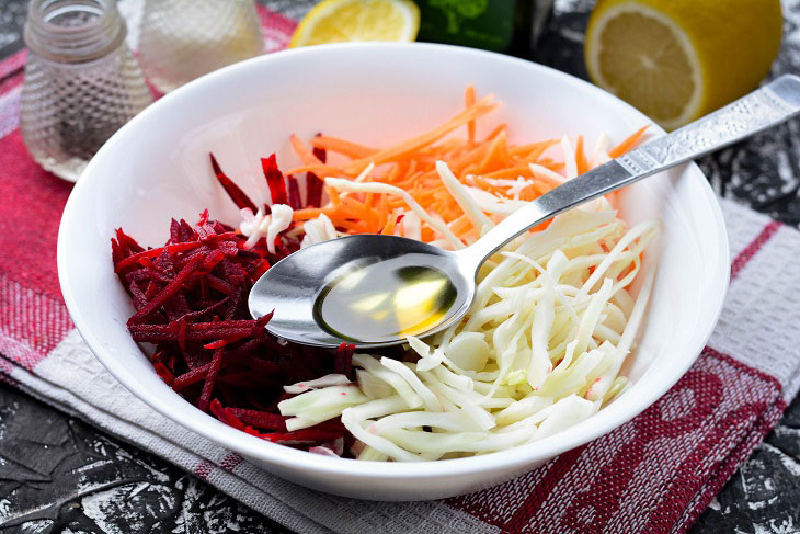 Salad "Brush" with cabbage and beets - it will become your favorite diet dish