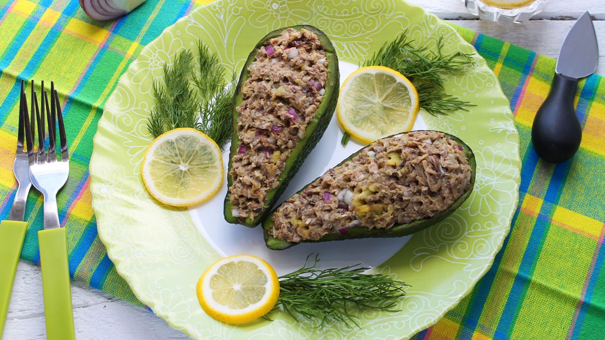 Avocado Tuna Salad – delicious, festive and easy to prepare