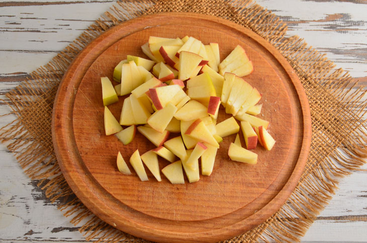 Salad "Brush" with pomegranate - very healthy and tasty