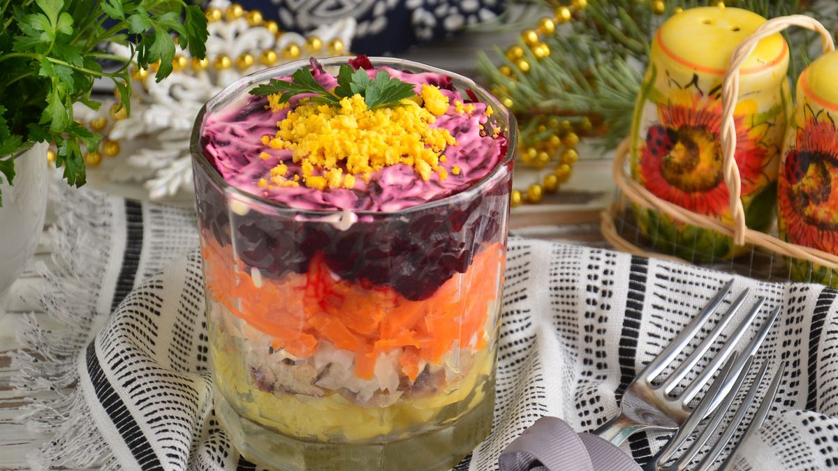 Sprats under a fur coat – a spectacular and tasty salad