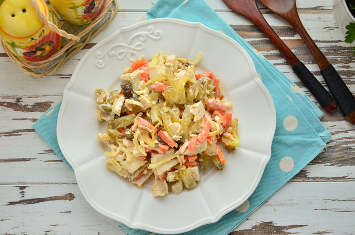 Salad "Obzhorka" with chicken - tasty and affordable