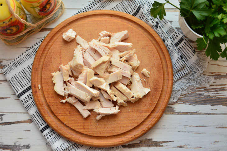 Salad "Obzhorka" with chicken - tasty and affordable