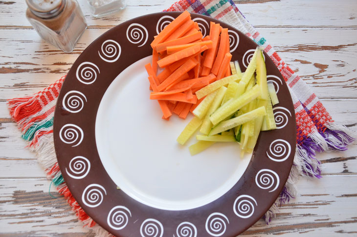 French salad with beets and potatoes - delicious and very healthy