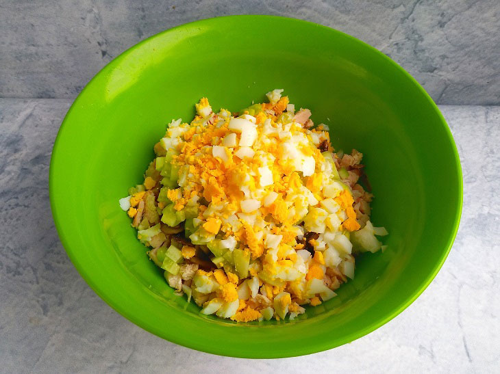 Salad "Piece of cheese" - perfect for a festive table