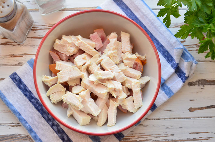 Salad "Anastasia" with chicken and ham - a real find for any table