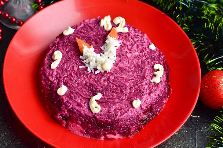 Salad "Watch" on the New Year's table - it looks beautiful, it's easy to prepare