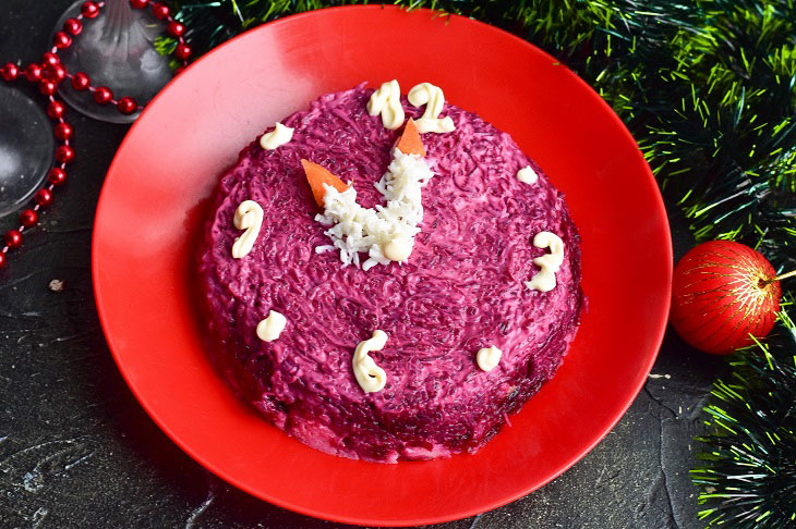 Salad "Watch" on the New Year's table - it looks beautiful, it's easy to prepare