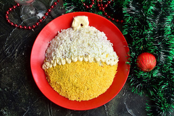 Salad "Christmas ball" - the highlight of the New Year's table