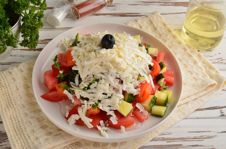 Shopska salad - a classic Bulgarian recipe