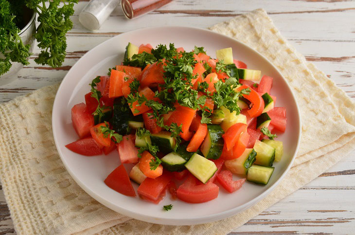 Shopska salad - a classic Bulgarian recipe