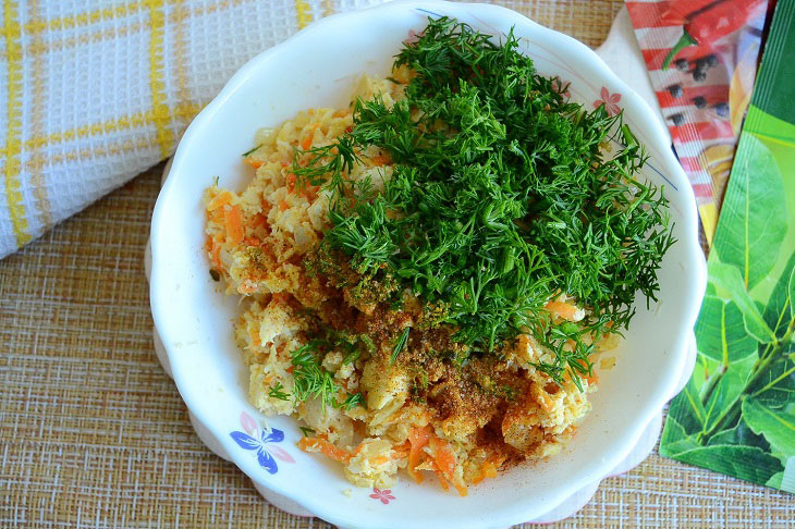 Semolina zrazy with chicken and vegetables - tender and appetizing