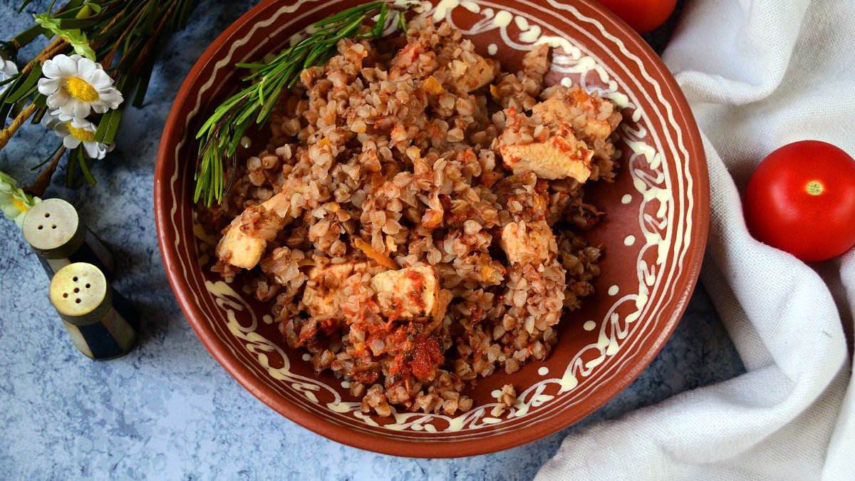 Merchant buckwheat with chicken – a delicious and healthy recipe