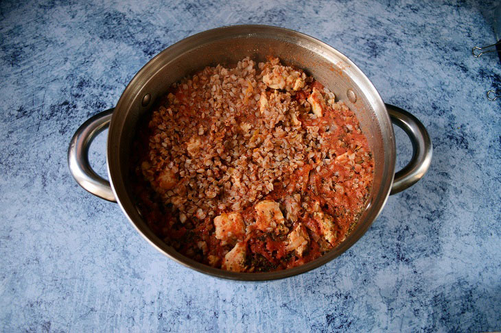 Merchant buckwheat with chicken - a delicious and healthy recipe