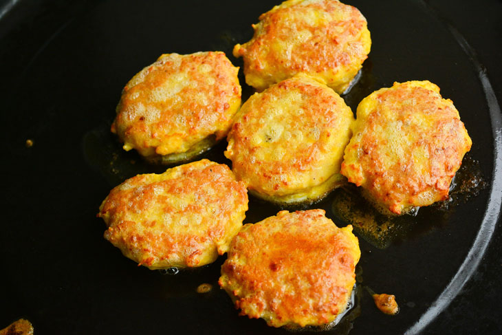 Mogilev cutlets - juicy and very tasty