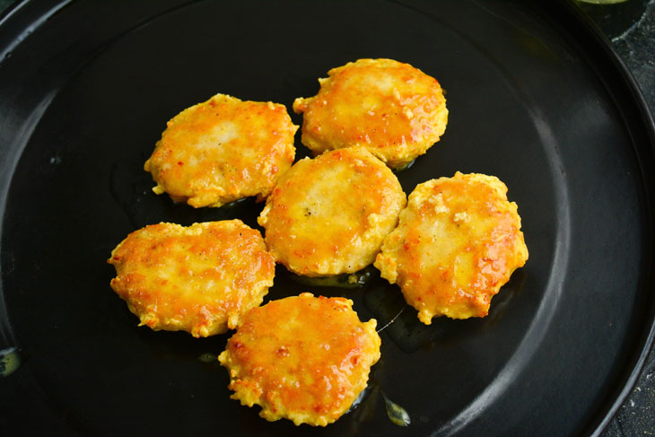 Mogilev cutlets - juicy and very tasty