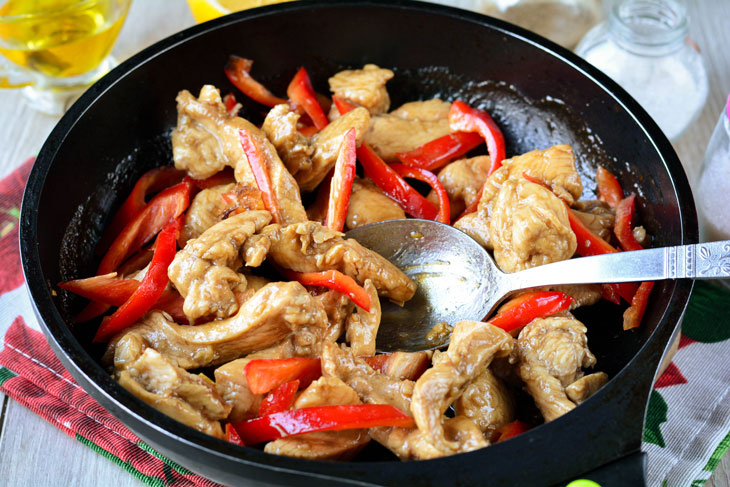 Chinese chicken in sweet and sour sauce - unusual, fragrant and tasty