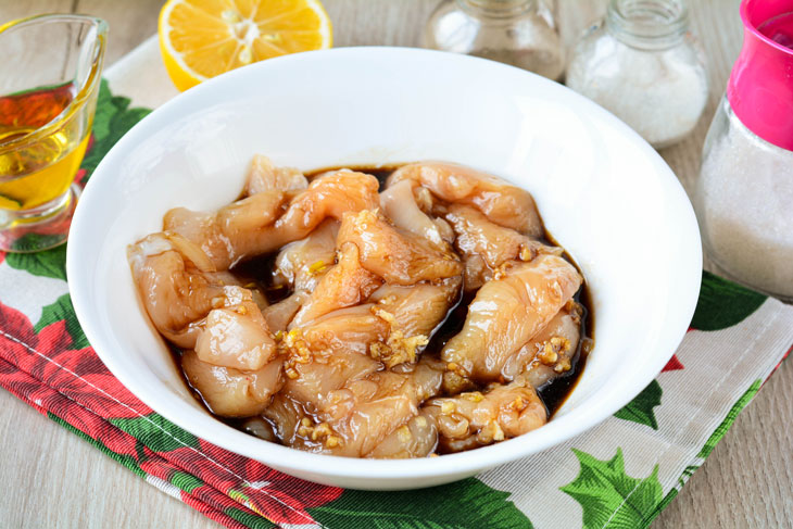 Chinese chicken in sweet and sour sauce - unusual, fragrant and tasty