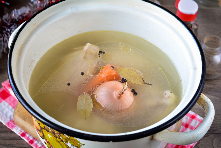 Jellied chicken thighs for the New Year - a great treat for loved ones and guests