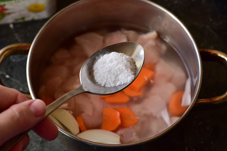 Chicken roll in a bottle - an original and beautiful dish for the holiday