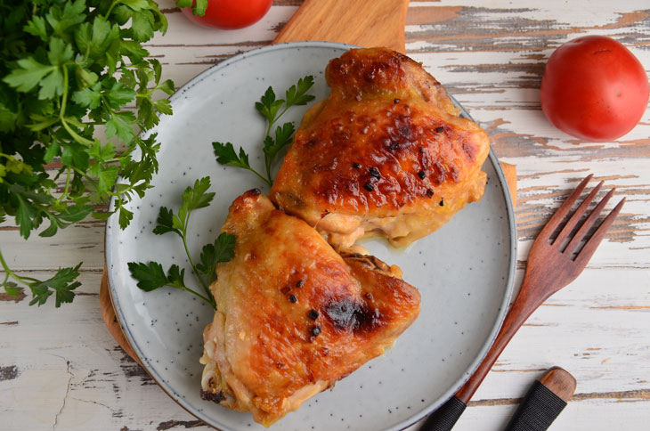 Chicken in honey-mustard sauce - it turns out very fragrant and tender