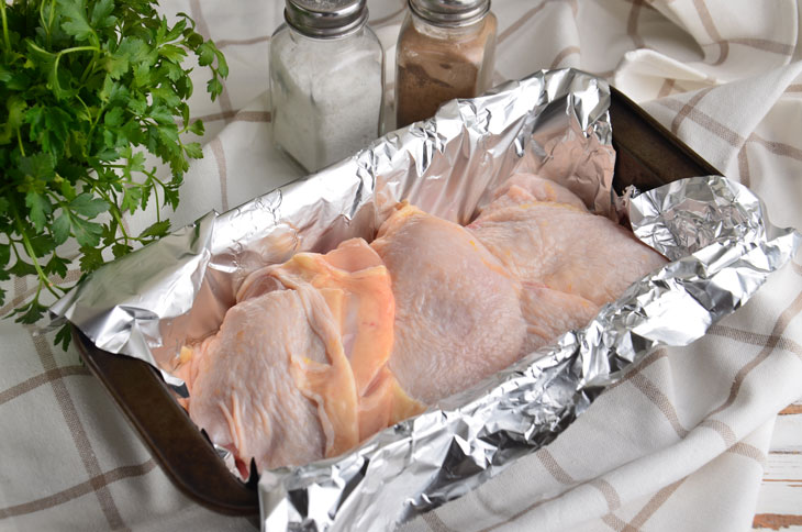 Chicken in honey-mustard sauce - it turns out very fragrant and tender