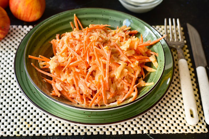 Carrot and apple salad with sour cream - incredibly tasty and healthy