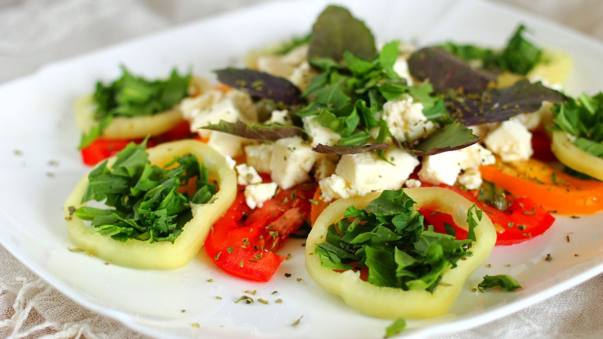 Vegetable salad with Adyghe cheese – a step by step recipe with a photo