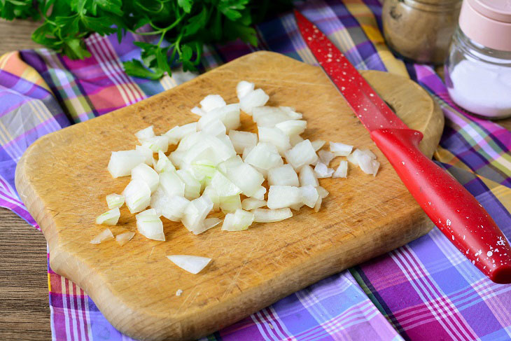 Chicken tjvjik - fragrant and tasty Armenian dish