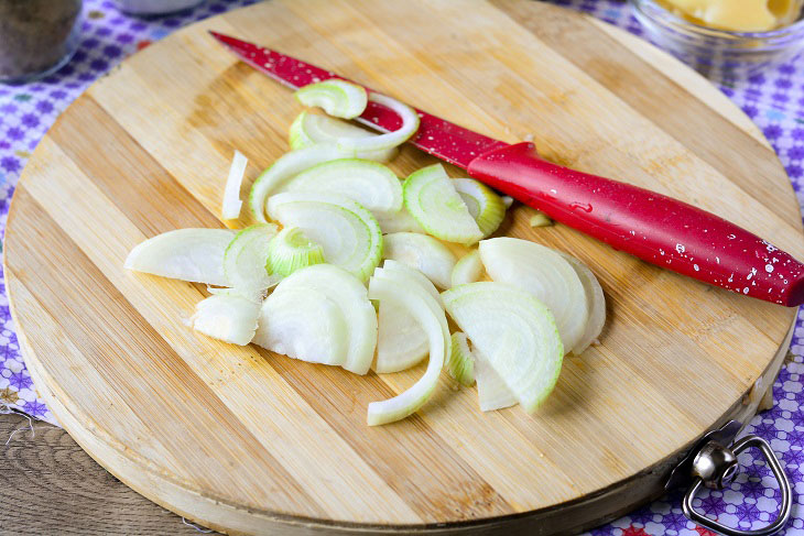 Moscow chicken - an original dish made from simple products