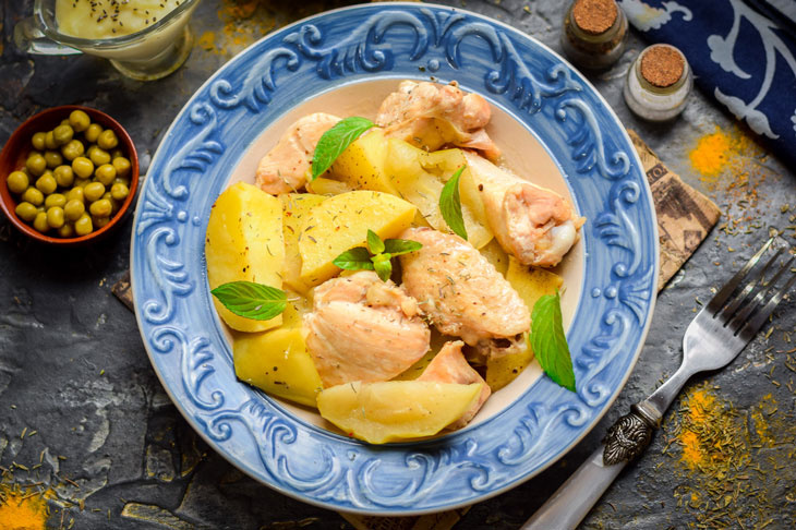 Chicken with potatoes in apple juice - a delicious dish with a twist