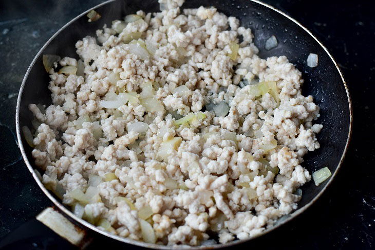 Potato casserole in Ukrainian - a very hearty and tasty dish