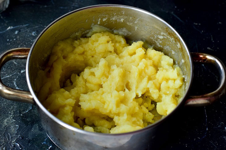 Potato casserole in Ukrainian - a very hearty and tasty dish