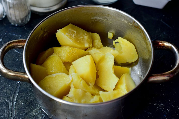 Potato casserole in Ukrainian - a very hearty and tasty dish