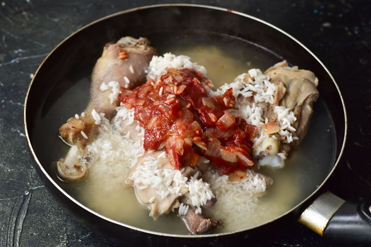 Welsh chicken and rice "Camaro" - beautiful and tasty