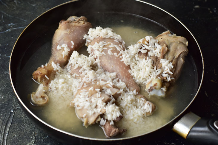 Welsh chicken and rice "Camaro" - beautiful and tasty