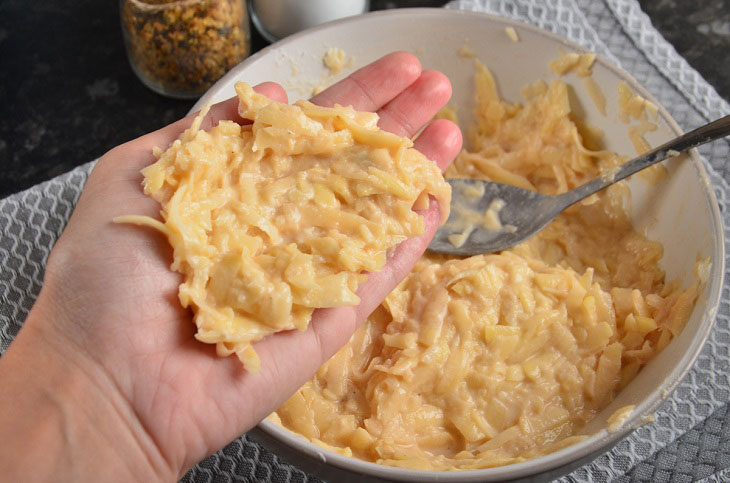 Belarusian sorcerers with minced meat - juicy and tender potato cutlets