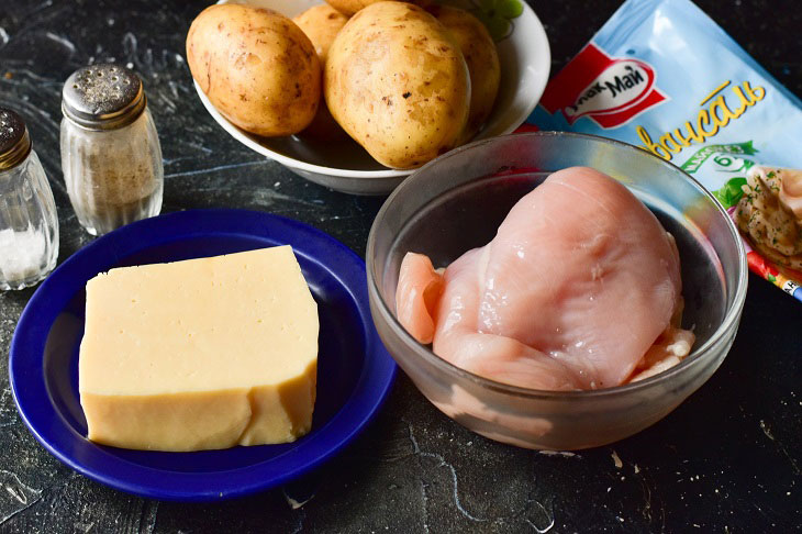 Festive potatoes with meat in the oven - tasty, elegant and simple