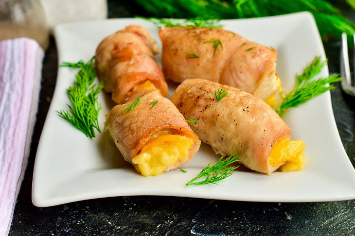 Meat rolls with cheese - an excellent snack for dear guests