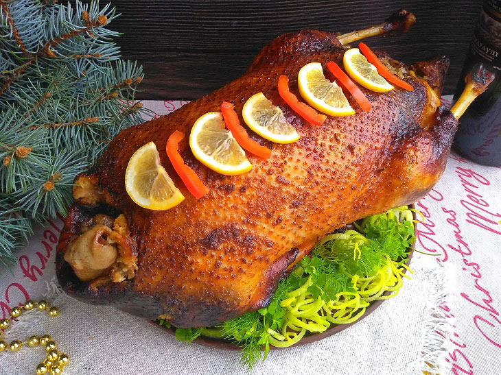 Baked duck for the New Year - the queen of the festive table