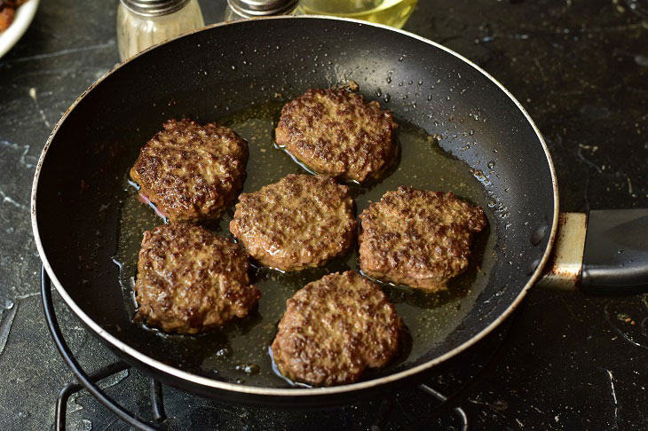 Liver mini-cakes - tasty, satisfying and healthy