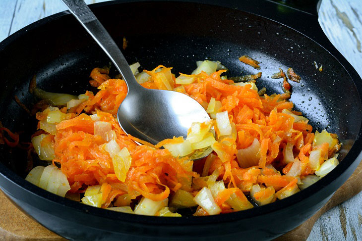 Juicy and fragrant cabbage rolls with meat and rice - a delicious dish for the whole family