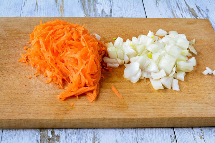 Juicy and fragrant cabbage rolls with meat and rice - a delicious dish for the whole family